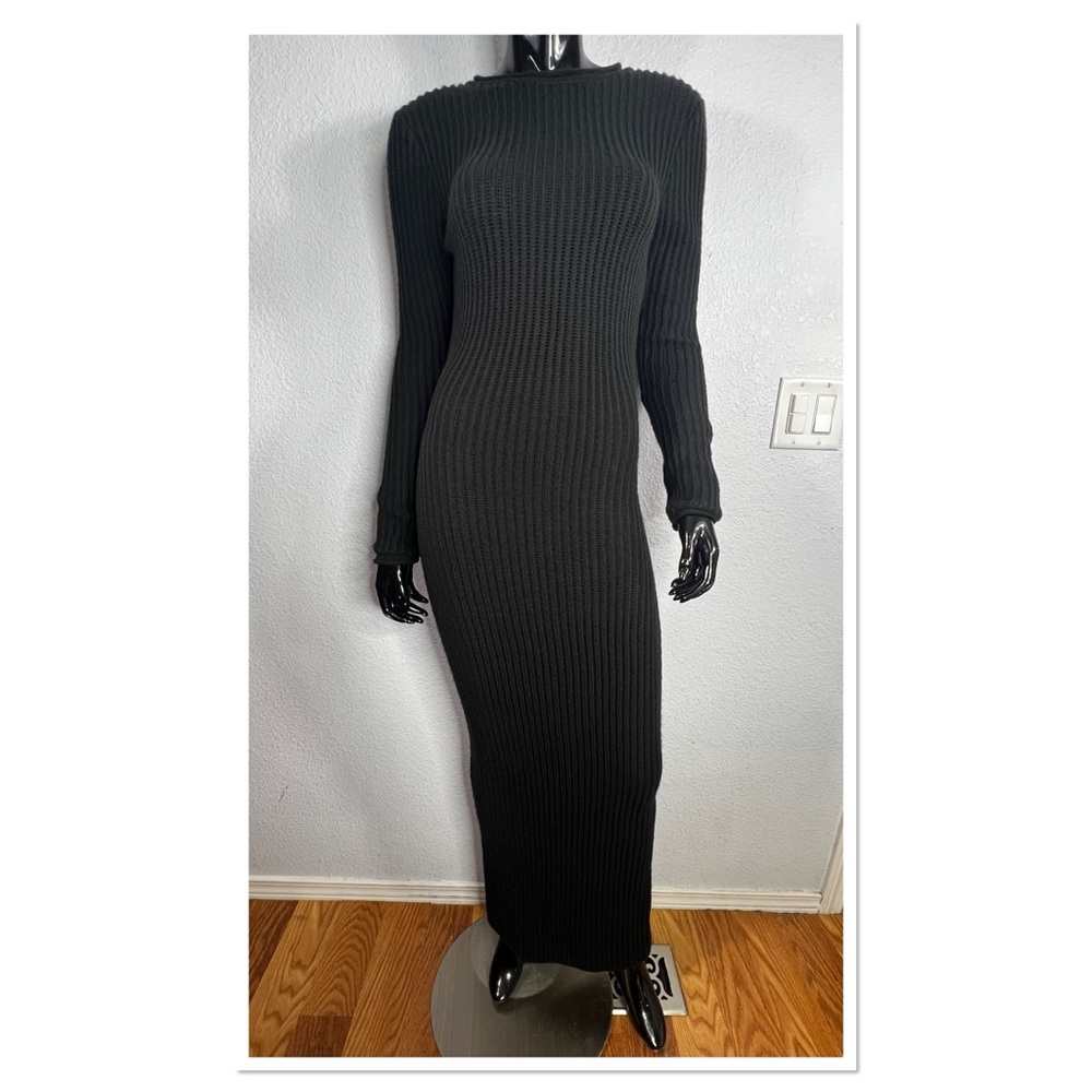 JLUXLABEL Black Long Sleeve Ribbed Open Back Maxi Dress - Picture 3 of 10